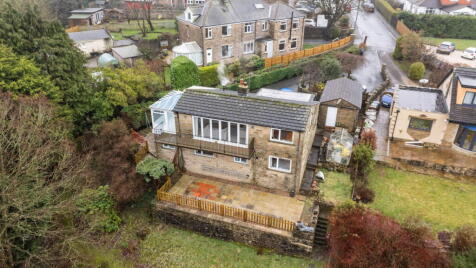 Tweedy Street, Wilsden, Bradford, BD15 0AE