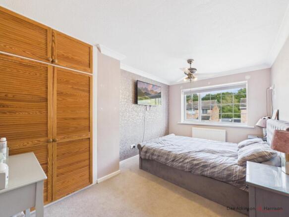 3 bed Semi-Detached for sale Image 12