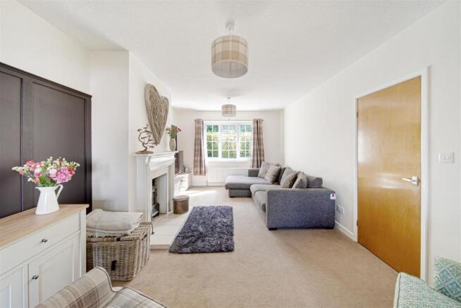 SITTING ROOM