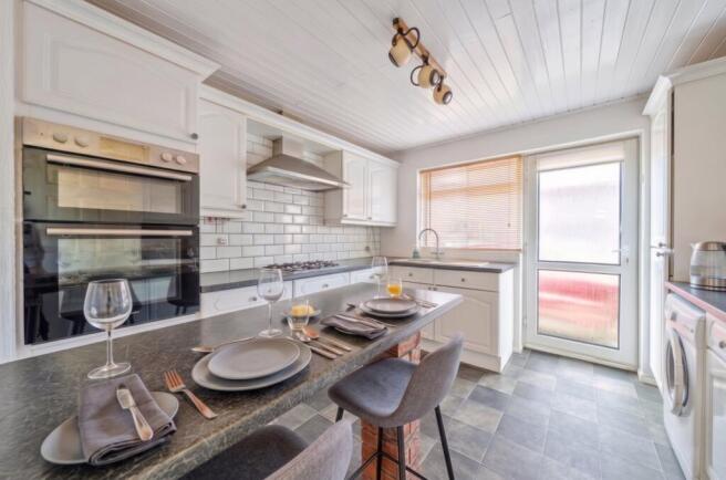 Kitchen Staged 