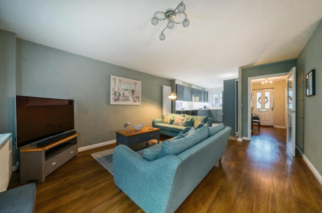Lounge/Kitchen
