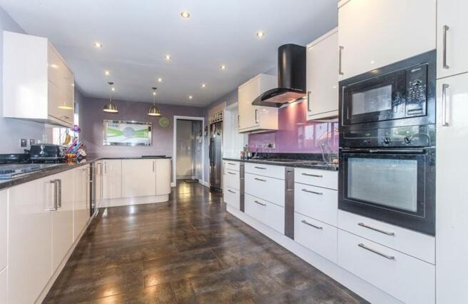 Kitchen 3