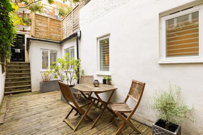 1-bed flat on Iverna Gardens, Kensington, London, £482,500