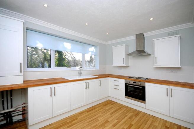 8 Devonshire Court - Kitchen.jpg