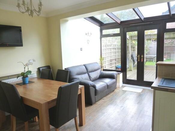 Conservatory/Dining 