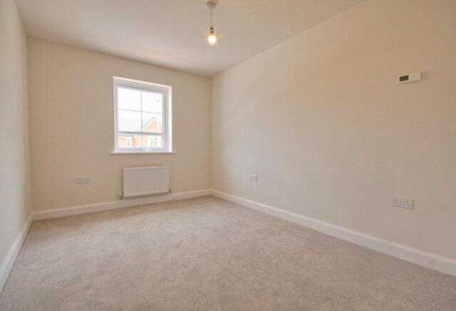 3 bed House to rent Image 9