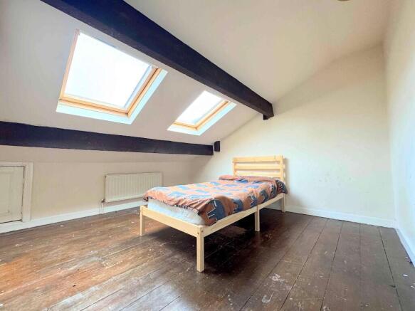 4 bed Terraced for sale Image 10