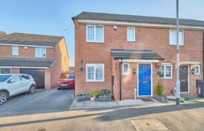 17, Indigo Drive, Hinckley LE10 2QJ