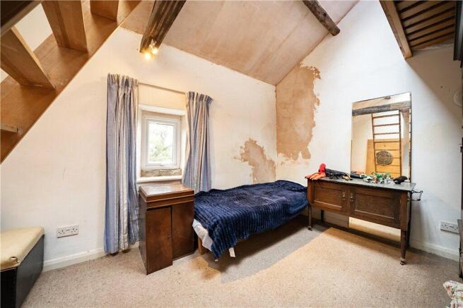 3 bed House for sale Image 12