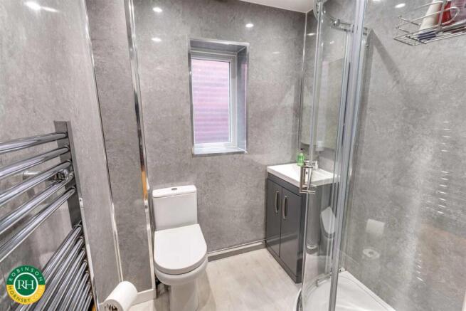 2 bed Bungalow for sale Image 9