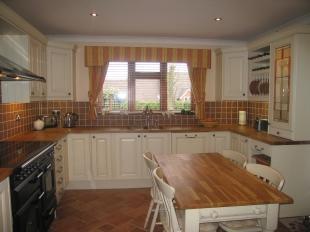 Kitchen/Breakfast