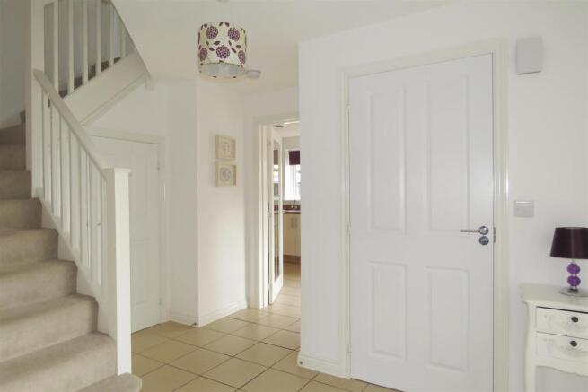 ENTRANCE HALL.JPG
