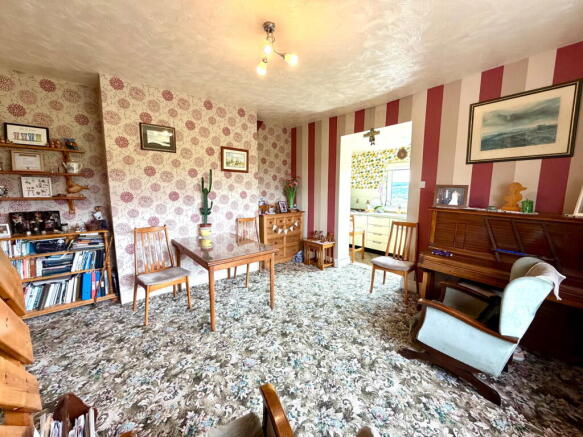 3 bed Semi-Detached for sale Image 7