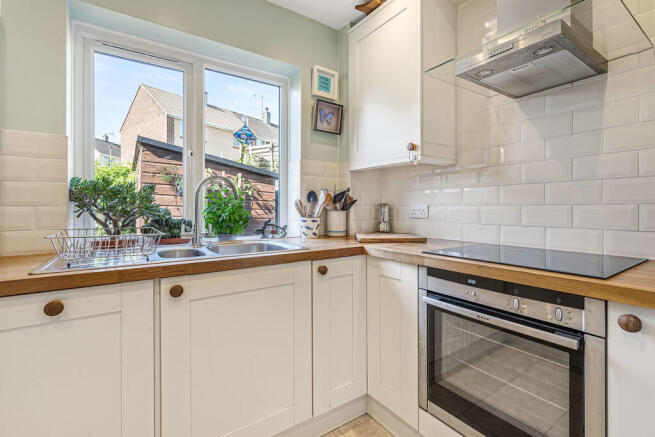 Kitchen (2)