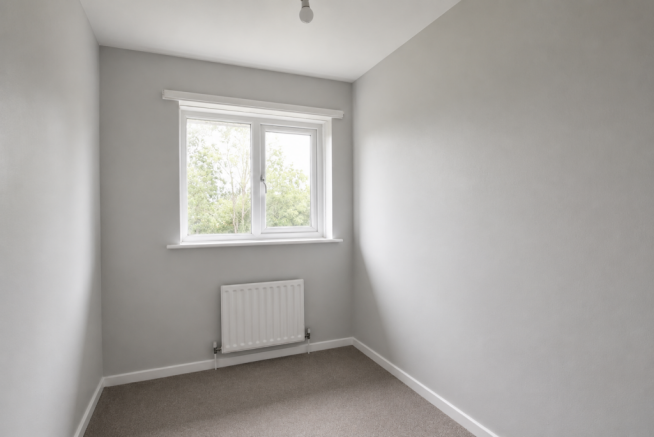 3 bed Terraced for sale Image 8