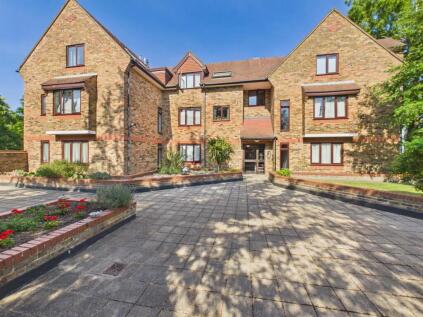 The Oaks, Ruislip, Middlesex, HA4 7LH