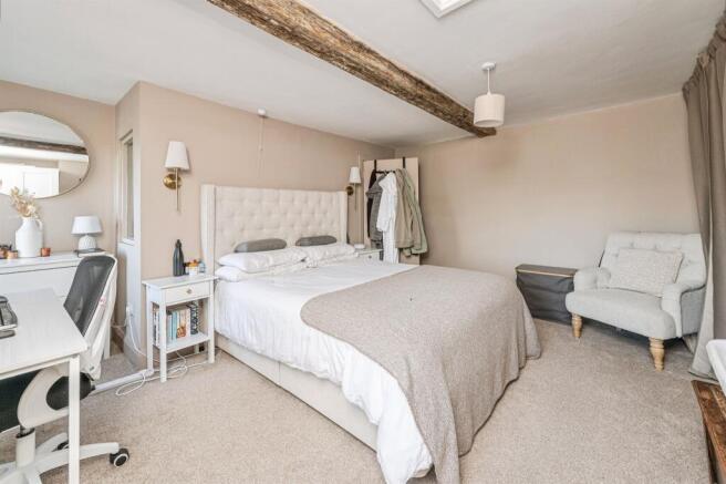 4 bed Character Property for sale Image 8