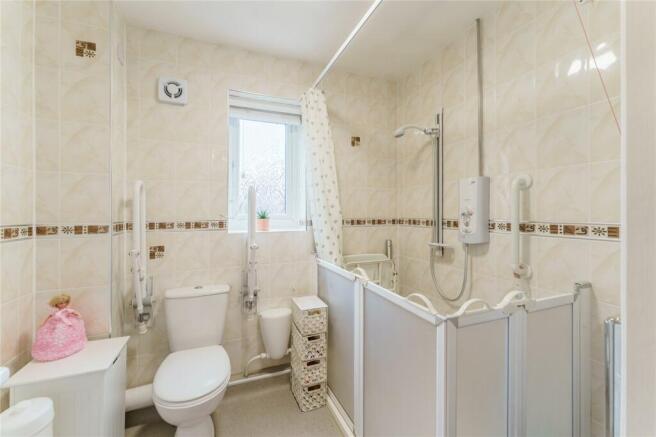 2 bed Bungalow for sale Image 9
