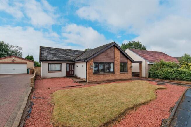 002-14 Montgomery Crescent Wishaw ML2 0DH.JPG