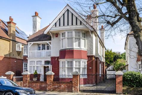 Princes Square, Hove, BN3