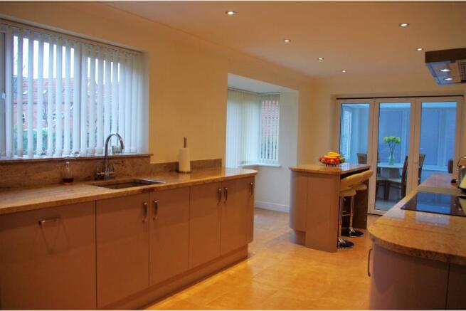 Kitchen / Breakfast