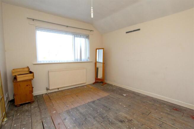 Bedroom 2.jpg