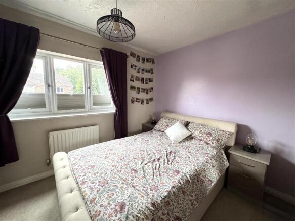 2 bed Semi-Detached for sale Image 6