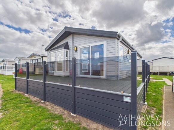Exterior of the Willerby Everleigh Holiday Lodge a