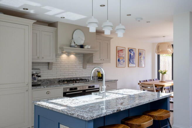 4 bed Terraced for sale Image 6