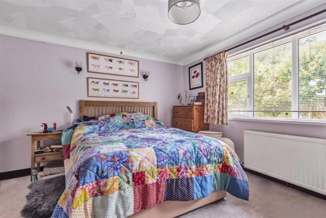 Sunnyside Bed2.jpg