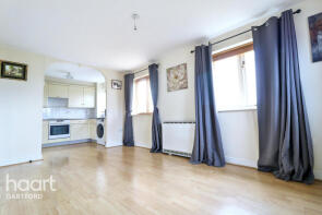 90, Dunlop Close, Dartford DA1 5LT