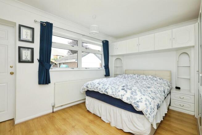 3 bed Detached Bungalow for sale Image 8