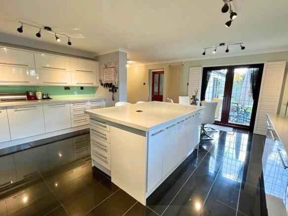 Dining Kitchen