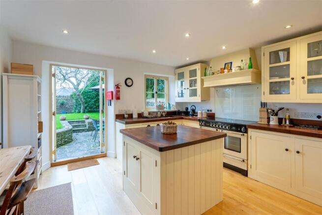 104300_Peach-Cottage (11).jpg