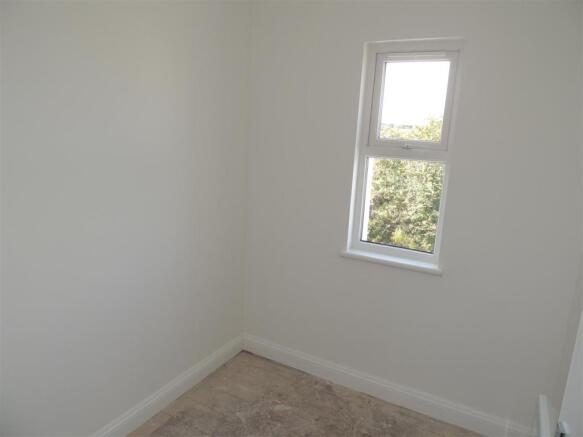 Bedroom 3: