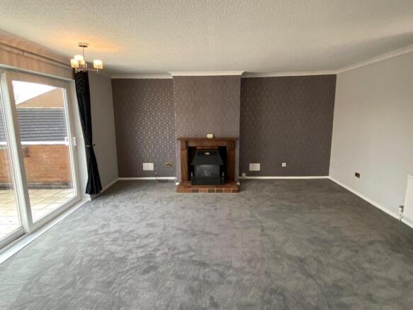 Lounge 2.jpg