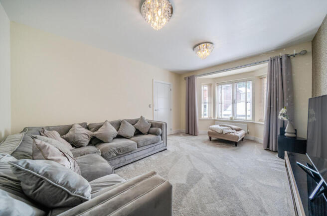 1328016-13-6895e1...