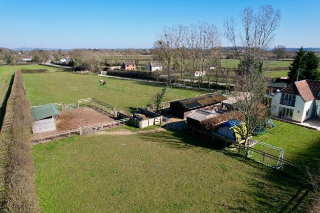 Barn Cottage, land & stables