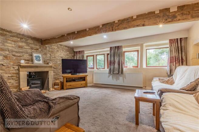 7 bed Detached for sale Image 8