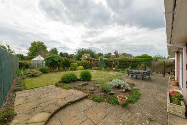 8OakBankClose_025.jpg