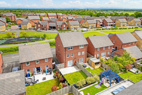 Perranporth Close, Appleton, Warrington