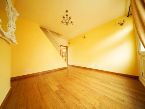 2 bed Terraced for sale Image 4
