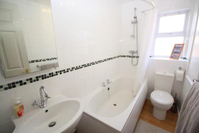 Bathroom Suite 