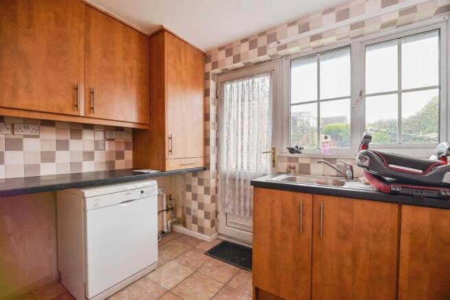 3 bed Detached Bungalow for sale Image 7