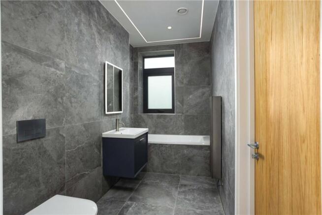 2 bed Apartment for sale Image 9