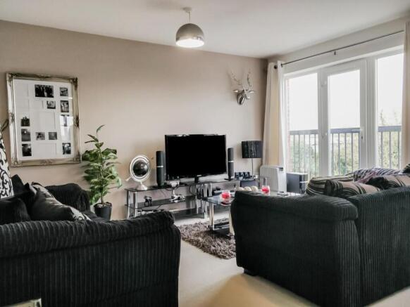 Living Room.JPG