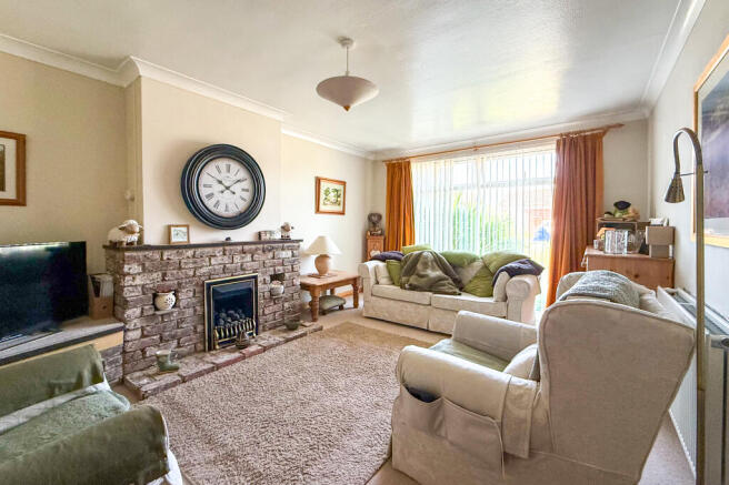 Glynleigh Drive, Polegate, East Sussex photo 4
