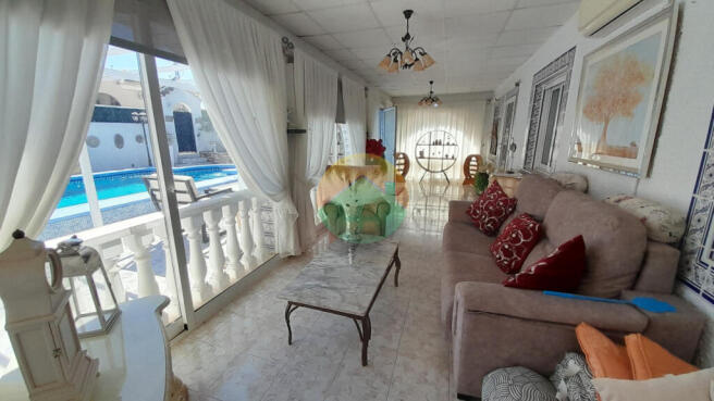 3 Bedroom Detached For Sale-FOA382-2