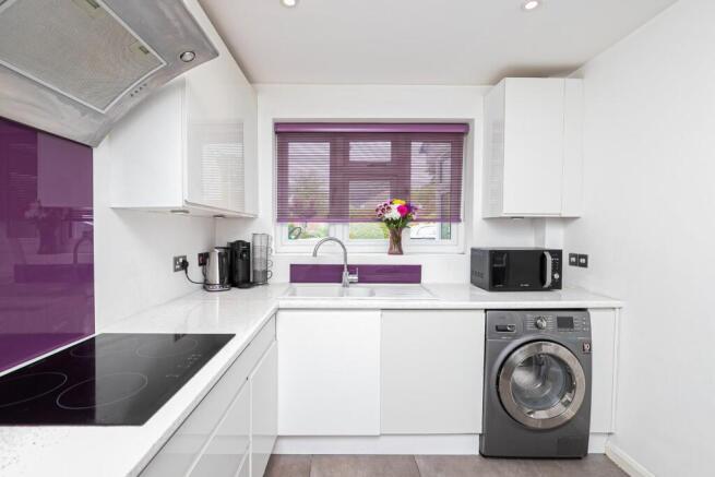 28 Gwynne - Kitchen 3.jpg