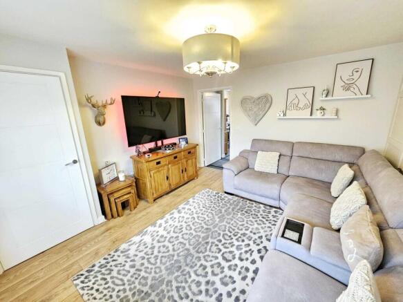 3 bed End of Terrace for sale Image 4